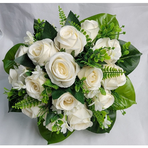 Bride White Artificial 16 Roses Bouquet